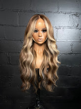 Load image into Gallery viewer, Raw 613 WIG & HAIR Vendor