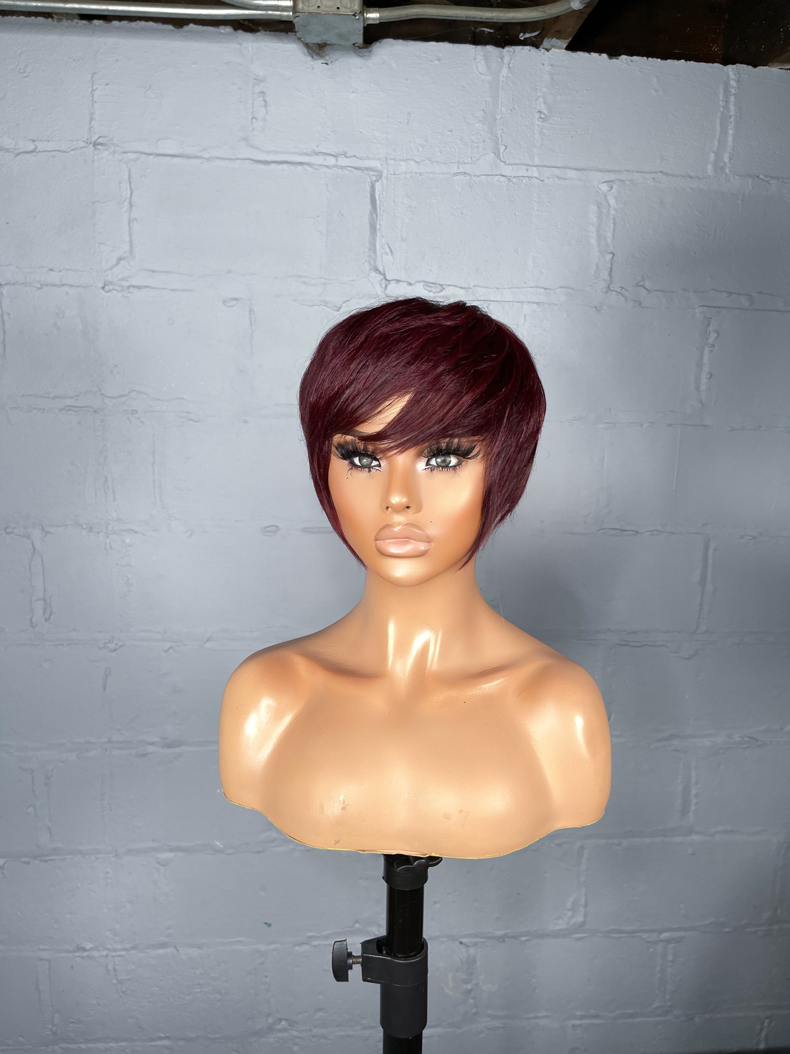 Short cut custom colored wig – Cynthia Lumzy | MANECANDY